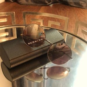 Burberry 70’s style vintage Sunglasses